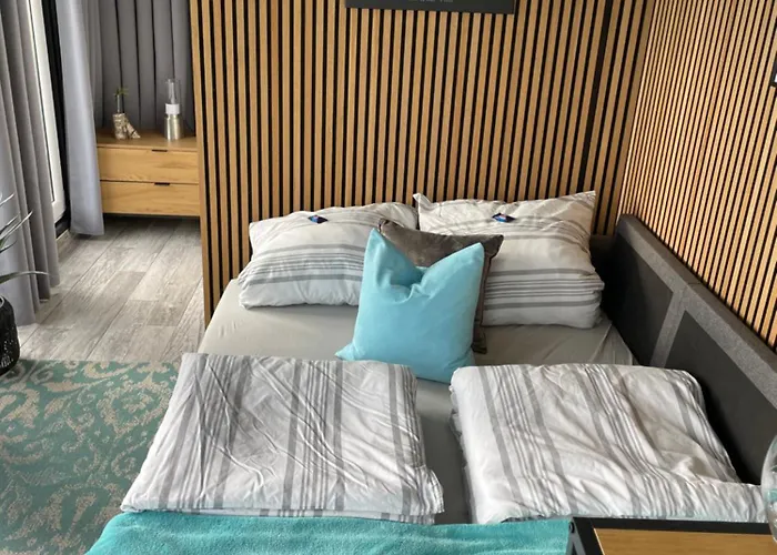 Дом отдыха Tiny-house Mit Alpen- Stadt- Und Poolblick , Wlan *
