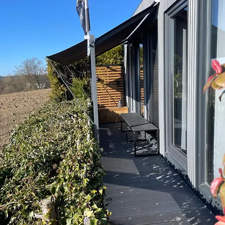 Tiny-house Mit Alpen- Stadt- Und Poolblick , Wlan Пассау