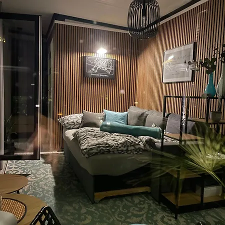 בית נופש Tiny-house Mit Alpen- Stadt- Und Poolblick , Wlan